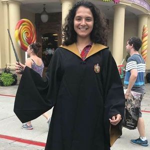 Meet your Posher, Itzel